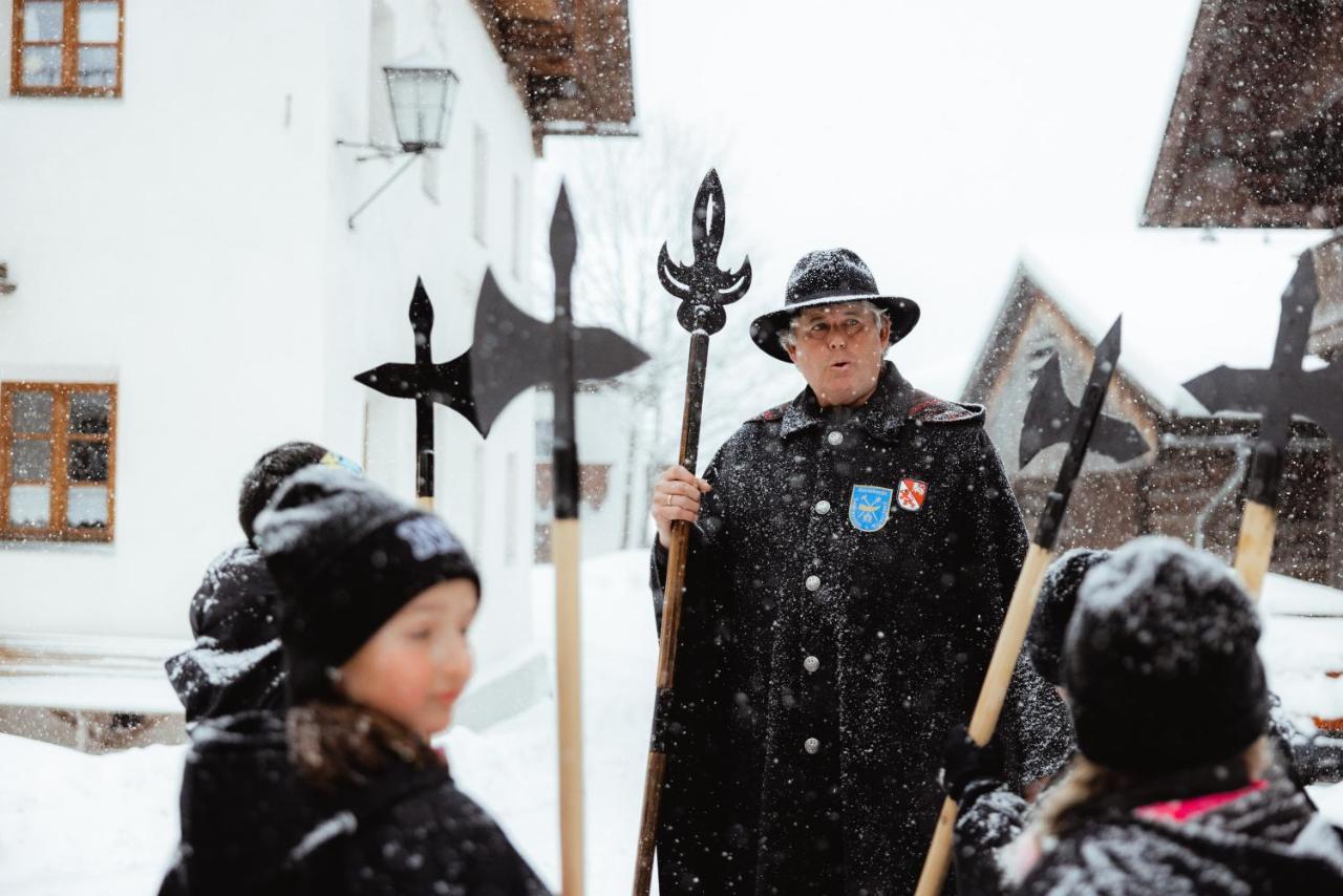 Hotel Gasthof Unterwoeger Obertilliach Eksteriør billede